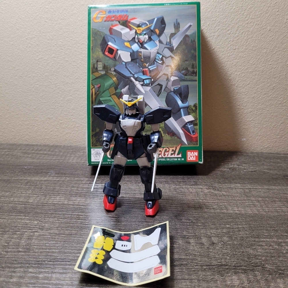 Bandai Gundam G-06 Gundam Spiegel G-Gundam Model Kit Vintage 1/144 Scale